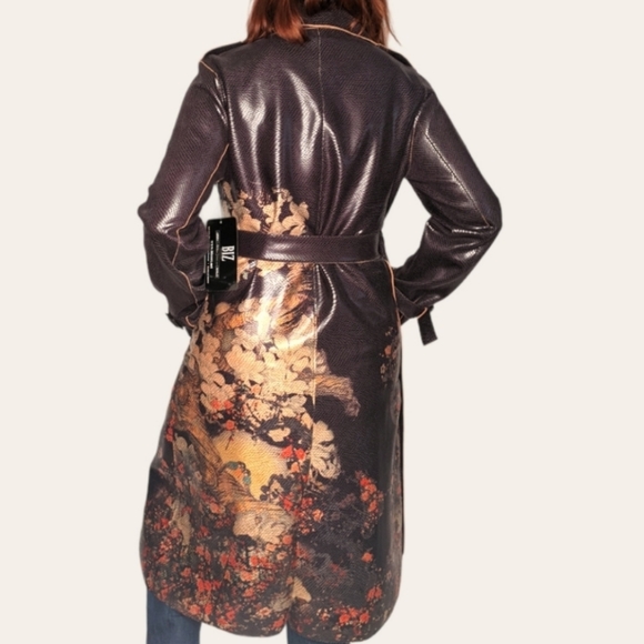 Paparazzi by Biz Snake Embossed Trench Coat, Japanese Print - Picture 3 of 16